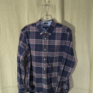 Tommy Hilfiger Men's Size Small Navy Plaid Button Down Long Sleeve Shirt